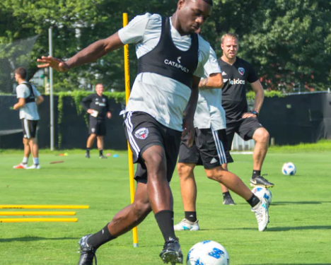 American-born Ghanaian defender Odoi-Atsem returns to DC United after cancer treatment