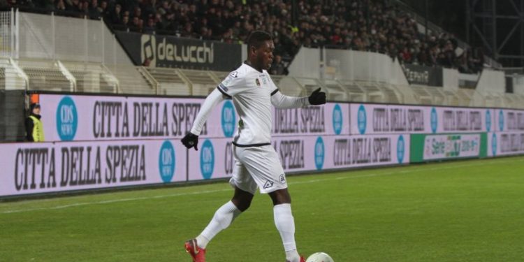 Emmanuel Gyasi expresses Appreciation to Spezia FC fans after injury recovery