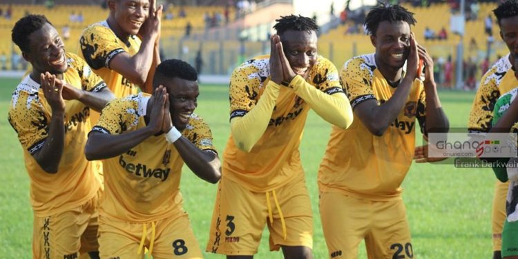 Video: Watch Emmanuel Owusu’s sumptuous strike in AshantiGold heavy win over Asante Kotoko