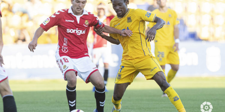 Ex- Ghana star Derek Boateng’s younger brother Richard Boateng scores and  assists in AD Alcorcón’s win against CD Lugo in Spain
