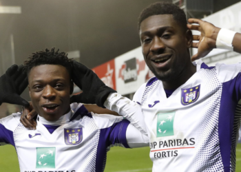 Derrick Luckassen and Jeremy Doku celebrate goal