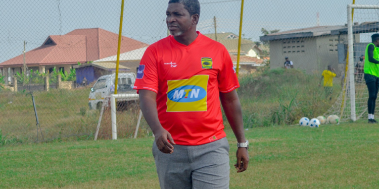 Photos: Asante Kotoko unveil new coach Maxwell Konadu