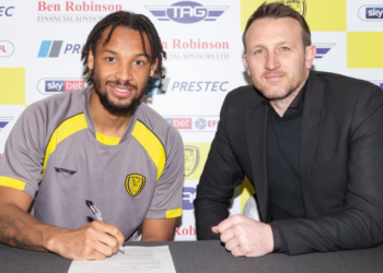 Transfer: Burton Albion manager pleased with Kwame Thomas signing