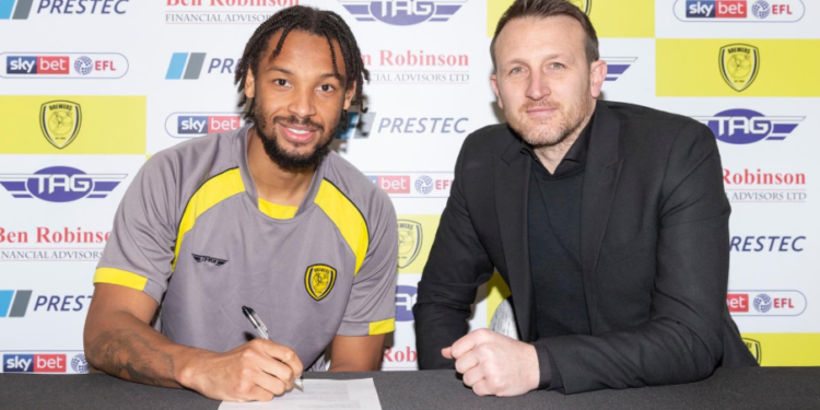 Transfer: Burton Albion manager pleased with Kwame Thomas signing