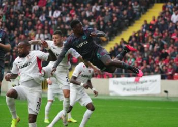 Video: Caleb Ekuban scores Spectacular Goal to salvage a point for Trabzonspor