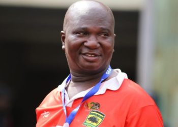 Ex- Kotoko management member Edmund Ackah tears Dr Kwame Kyei apart, says he’s the club’s problem