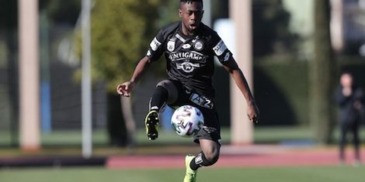 Winfred Amoah gets contract extension at Sturm Graz
