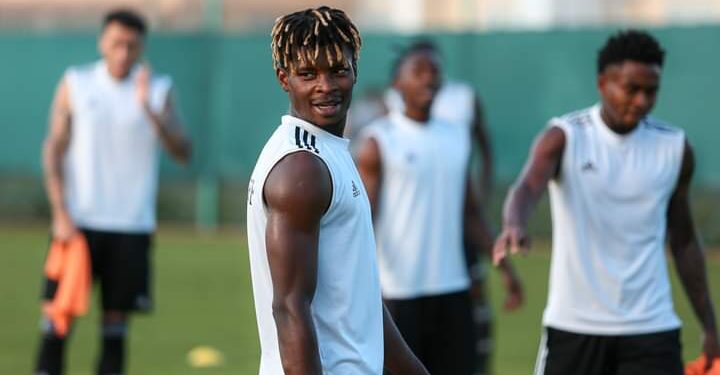 [Photos:] FC Sheriff star midfielder Edmund Addo trains with Black Stars teammates in Doha ahead of Afcon 2021