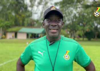 Senegal 2002 World Cup star Diouf backs Samuel Eto’o to succeed as Fecafoot president