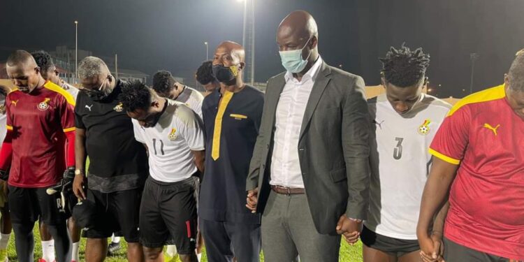 ‘Show hunger to win’ – Ex- Ghana star Anthony Baffoe to Black Stars ahead of crucial Gabon clash