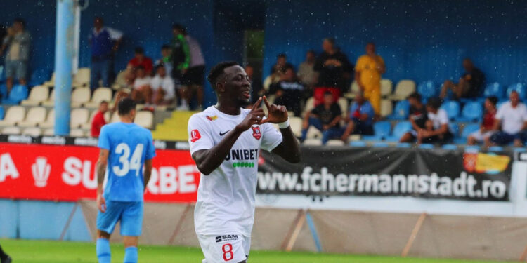 Exclusive Interview: ”I play like Yaya Toure, he’s my role model”- Ghanaian midfeilder Baba Alhassan