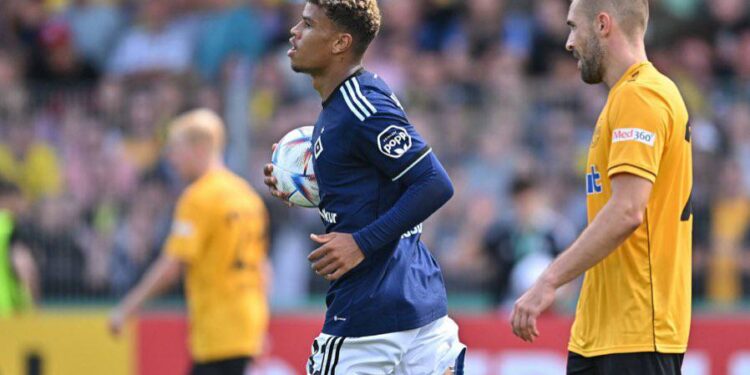 Ghanaian forward Ransford Yeboah bags brace to send Hamburg through to next round of DFB-Pokal