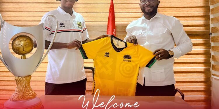 CONFIRMED: Asante Kotoko completes signing of Sheriff Mohammed