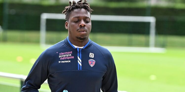 Guinea striker Bayo heavily sanctioned by Lille after he went night clubbing