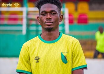 Ghana top-flight side Gold Stars snap up Ashantigold defender Empem Dacosta