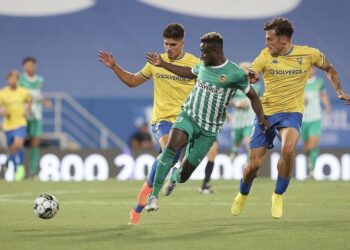 Ghanaian striker Abdul Aziz Yakubu scores twice and assists in 43 minutes for Rio Ave against Porto