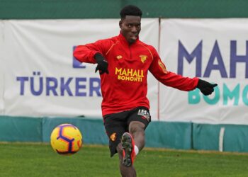 Goztepe set sight on Lumor