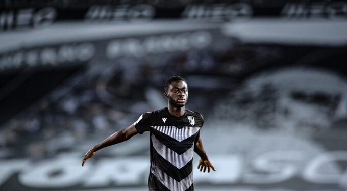 Bournemouth nears Mumin signing