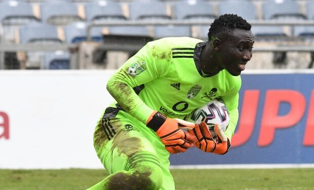 Pirates coach Jose Riveiro lauds Ofori after league opener