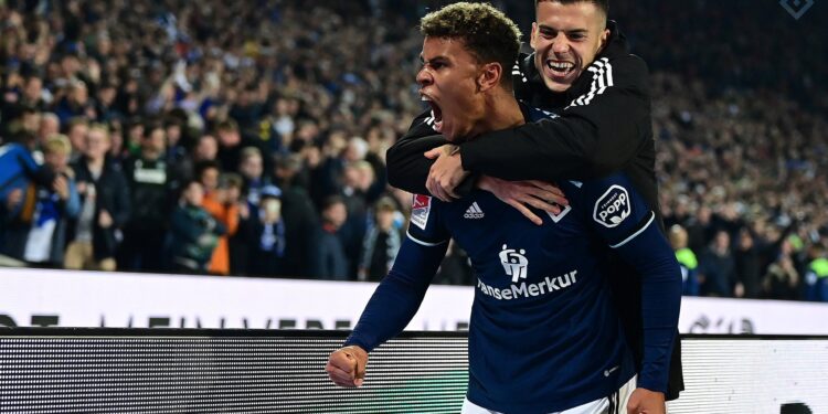 Ghana forward Ransford Yeboah scores winner for Hamburg in slim win over Hannover