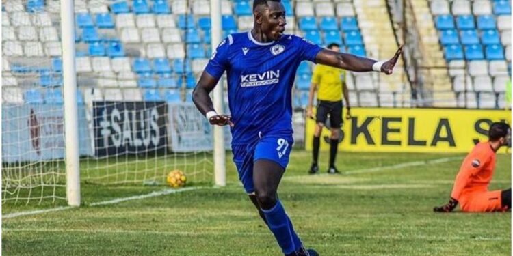 Ghanaian striker Godberg Barry Cooper scores first league of the season in Romania
