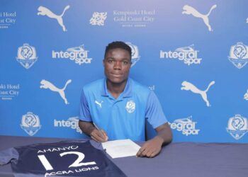 Accra Lions announce signing of right-back Kelvin Amanyo ahead new season