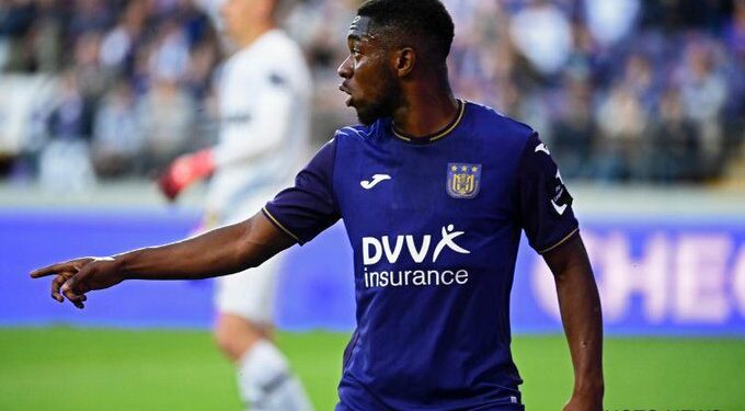 Anderlecht place €10 million price tag on OGC Nice ‘top target’ Francis Amuzu