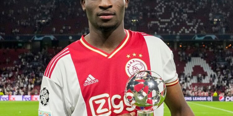 Ghana’s Mohammed Kudus wins Man of the Match award against Rangers