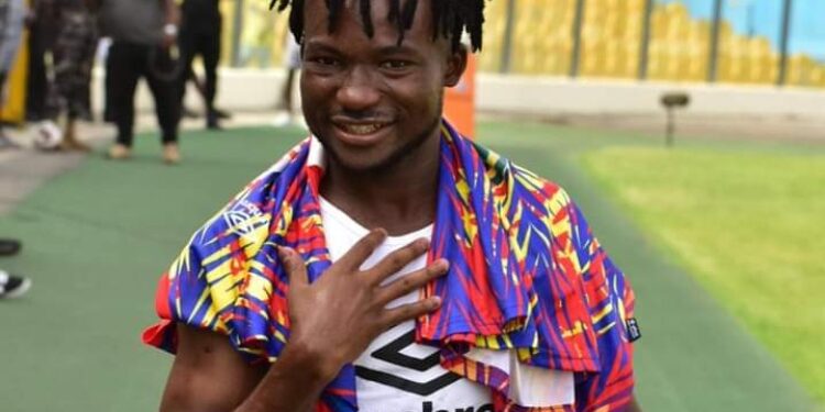 Exclusive: Hearts midfielder Nurudeen lands in South Africa for surgery