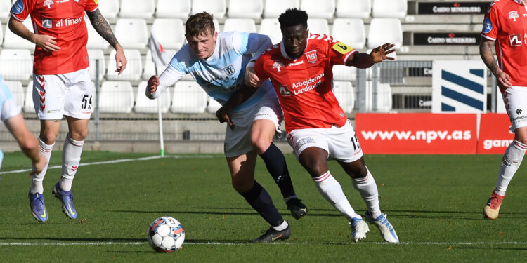 Ghana midfielder Ebenezer Ofori enjoys full 90 minutes in Vejle BK win against Helsingør