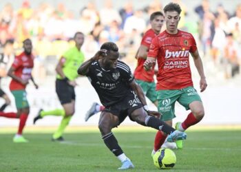 Ghana midfielder Mubarak Wakaso excels in KAS Eupen’s defeat to Gent