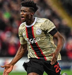 Mohammed Kudus’ strike against Liverpool adjudged Ajax goal of the month