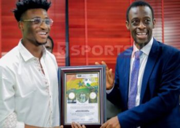 Ghana star Kudus Mohammed honoured by Western Regional Minister Okyere Darko