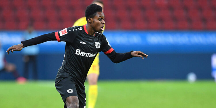 Manchester United close in on Jeremie Frimpong