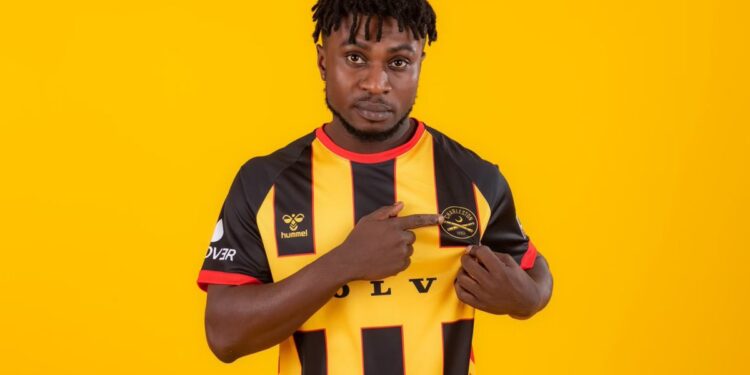 Charleston FC release Ghanaian pair