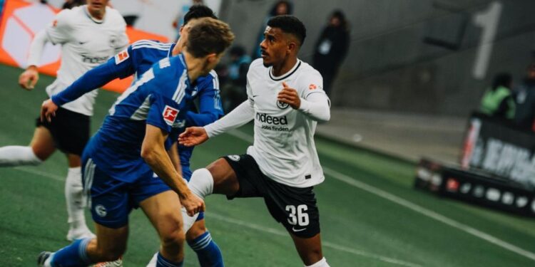 ‘We’re back’ – Ghanaian forward Ansgar Knauff on Frankfurt win over Schalke 04
