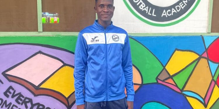 Ghanaian forward Aliu Issaka jets off to sign for Stabaek