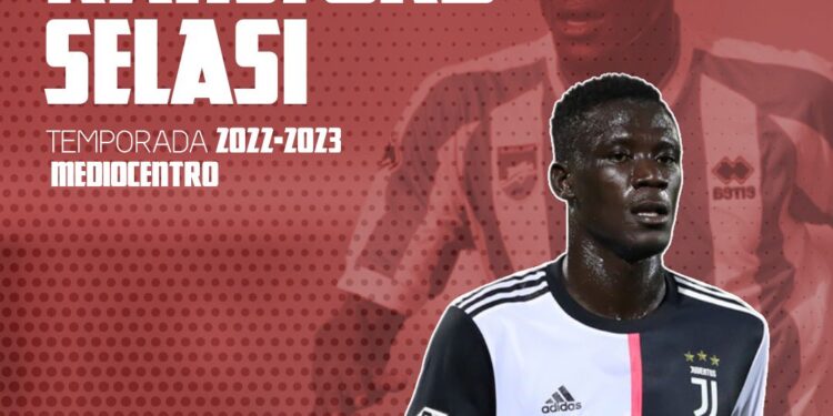 Ghanaian midfielder Ransford Selasi signs for AD Ceuta