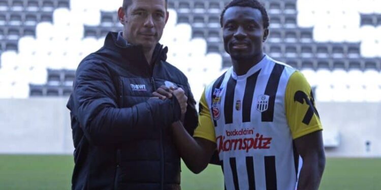 ‘We signed Ibrahim Mustapha because he’s a robust and fast pressing player’ – LASK sporting director