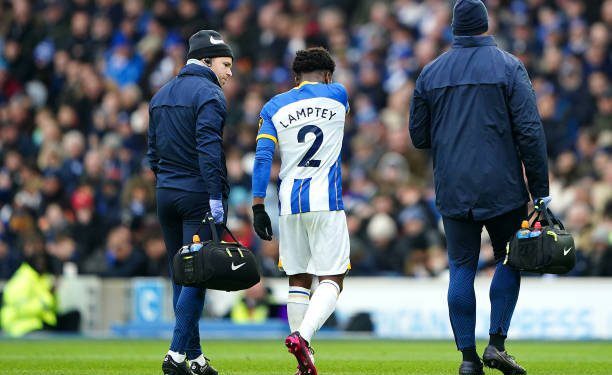 “It’s not a big problem”- Brighton manager Roberto De Zerbi provides update on Tariq Lamptey’s injury