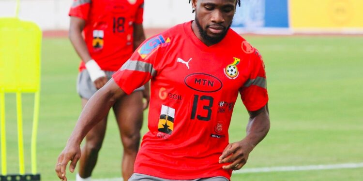 Joseph Paintsil enjoys himself at Black Stars training ahead of Angola showdown