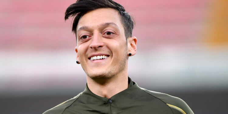 Mesut Ozil announces retirement from football