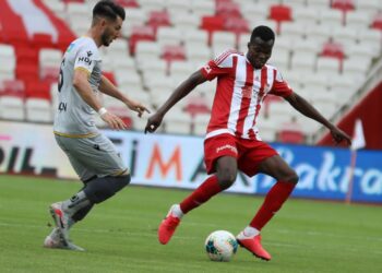 Oliver Arthur lauds Isaac Cofie after goal against Ankaragucu