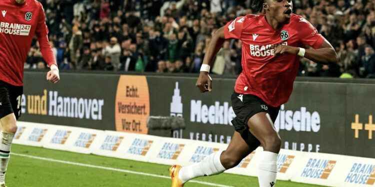 German-born Ghanaian defender Derrick Köhn scores in Hannover 96 big win against Nuremberg