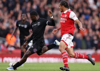 Ghanaian youngster Gideon Kodua scores a spectacular as West Ham beat Arsenal to win FA Youth Cup