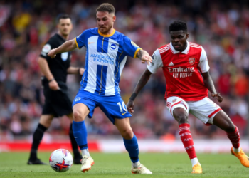 “He’s been in a shadow of himself in the last few weeks”- Gary Neville on Thomas Partey