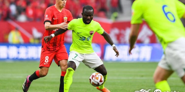 Ghanaian forward Frank Acheampong scores brace as Shenzhen beat Dalian