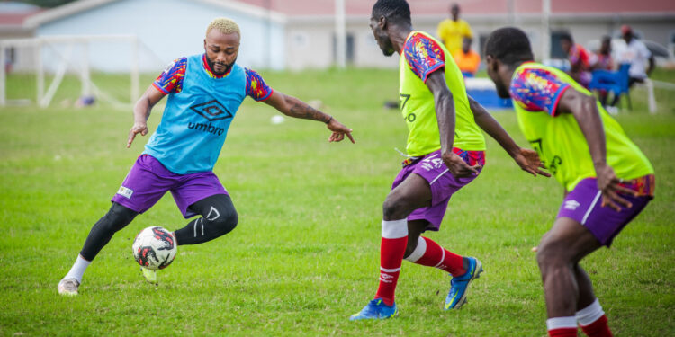 Injury boost for Hearts of Oak as Gladson Awako resumes training ahead of Medeama clash