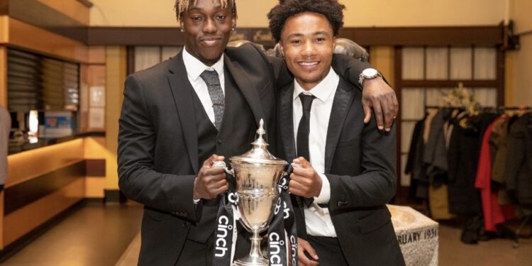 Ghanaian defender Ewan Otoo wins Scottish League 1 with Dunfermline Athletic