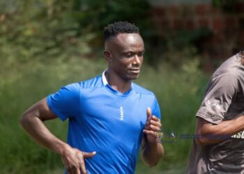 “Alhaji Akambi was washing my clothes in South Africa” – Hearts of Oak midfielder Daniel Kodie hails BoD member’s sacrifices